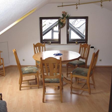 Ferienwohnungen - An der Kunstakademie Heimbach Zimmer foto