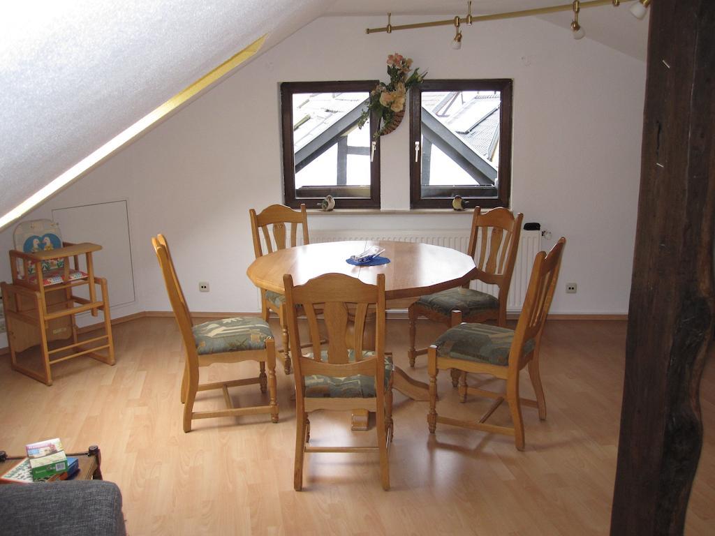Ferienwohnungen - An der Kunstakademie Heimbach Zimmer foto